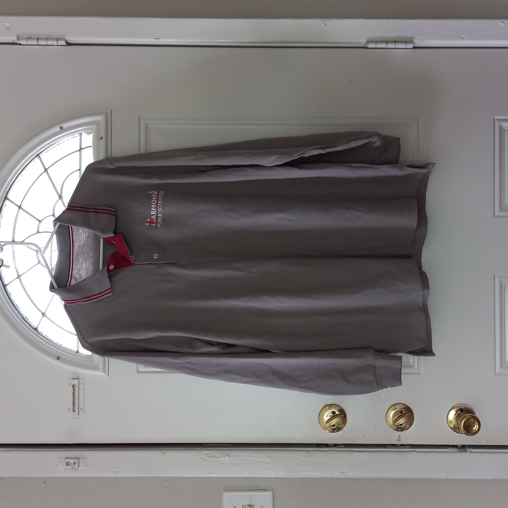 SCHOOL UNIFORM. NWT
